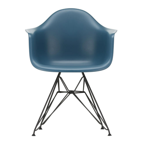 Cadeira de Braços em Plástico Eames DAR / Base Preta